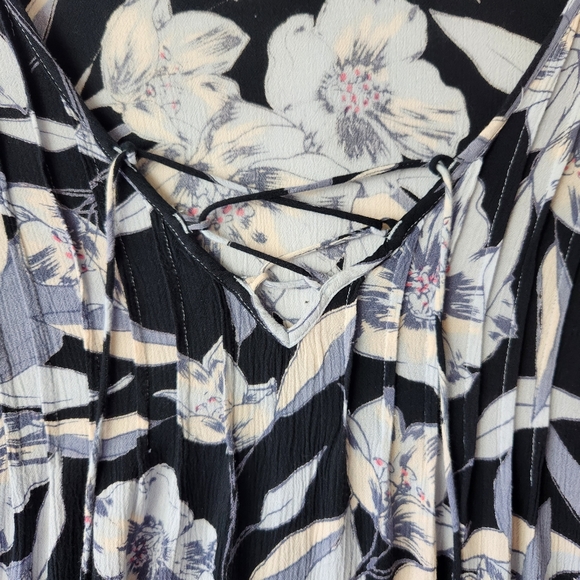 Billabong Black Floral 100% Rayon Boho Peasant Dress Size Medium - Picture 8 of 11